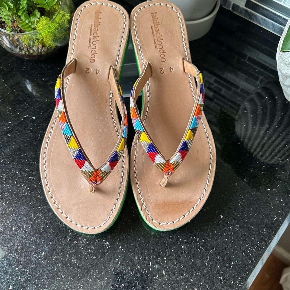 Laidbacklindon sandals Size 11